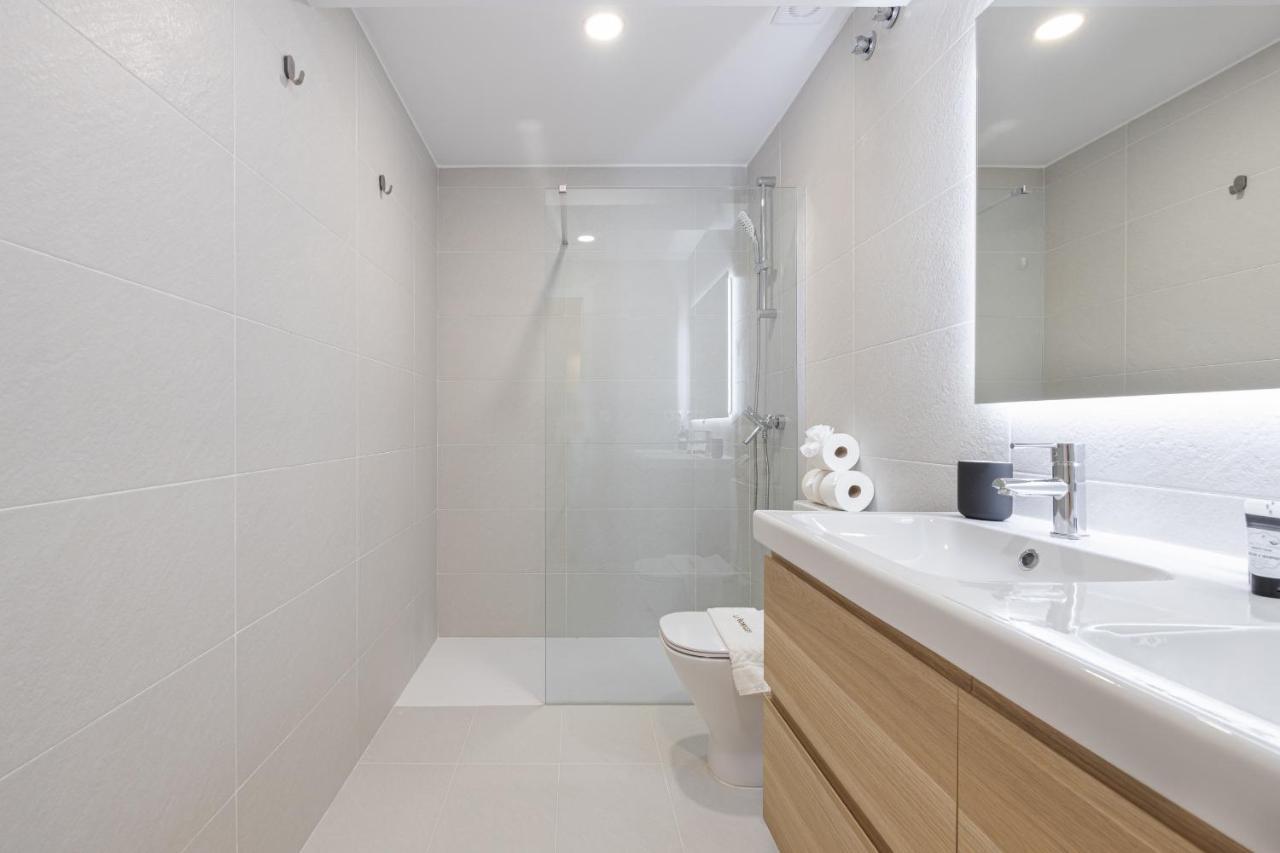 C26 Gorgeous 4 Bdrm Apartament In Plaza Uncibay Málaga Extérieur photo
